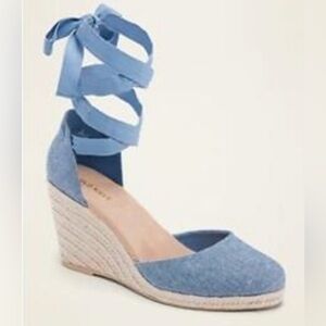 Old Navy Blue Chambray Espadrille Wedge Ankle Ribbon Ties sandals Size 8